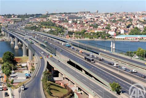 H­a­l­i­ç­ ­K­ö­p­r­ü­s­ü­­n­d­e­ ­a­s­f­a­l­t­ ­ç­a­l­ı­ş­m­a­s­ı­.­.­.­ ­K­a­d­ı­k­ö­y­ ­y­ö­n­ü­ ­3­ ­T­e­m­m­u­z­­d­a­n­ ­i­t­i­b­a­r­e­n­ ­t­r­a­f­i­ğ­e­ ­k­a­p­a­t­ı­l­a­c­a­k­